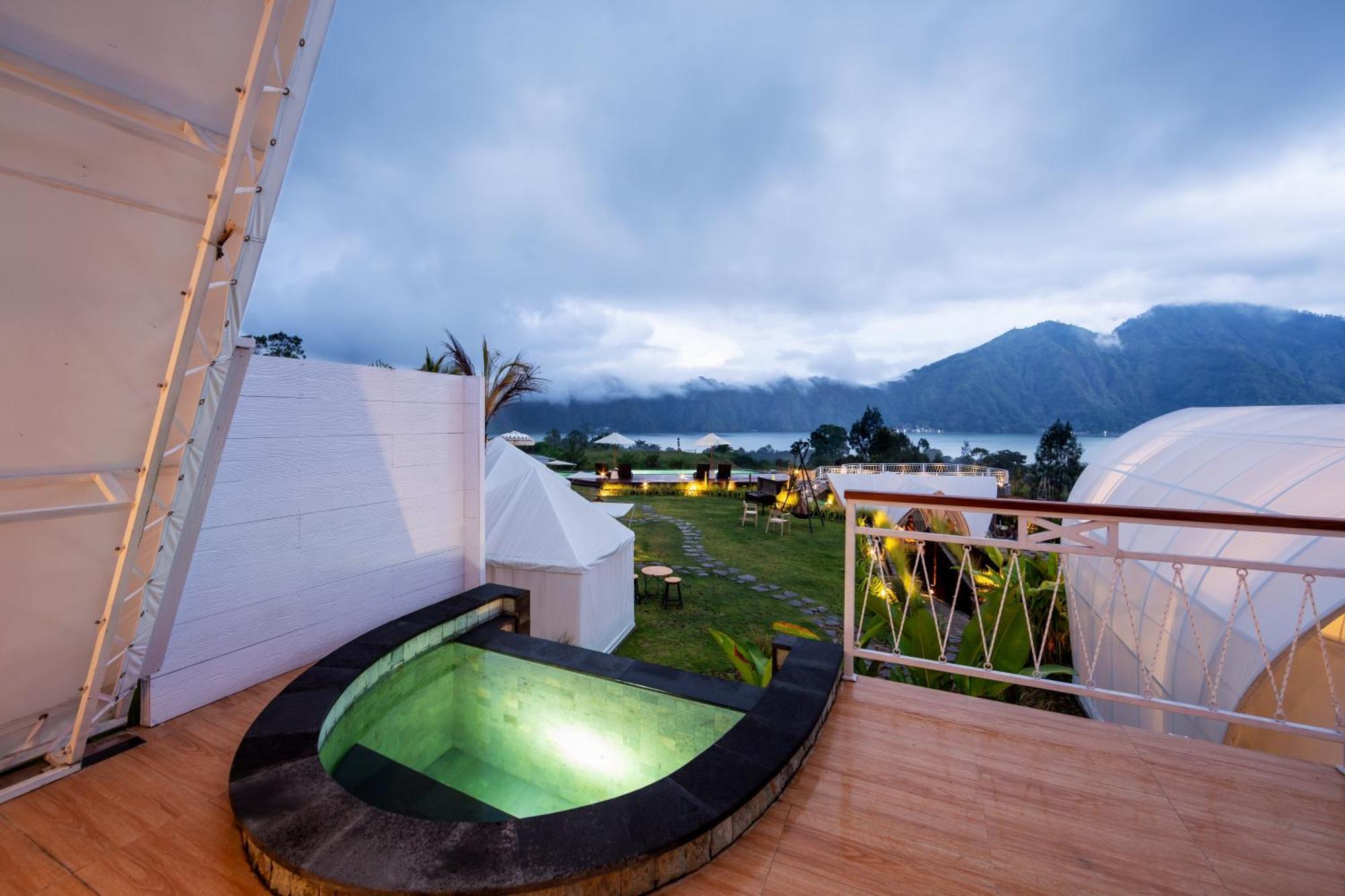 The Dewi Kintamani Luxury Glamping And Natural Hotspring מראה חיצוני תמונה